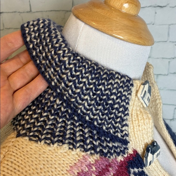 Vintage Hand Knitted South Wool 100% Virgin Wool Graphic Homestead Sweater Small - Picture 6 of 16